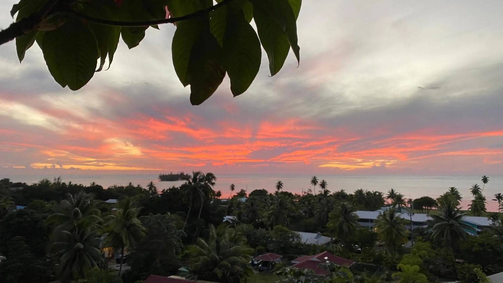Bungalow Tiare Uturoa 0*,  French Polynesia